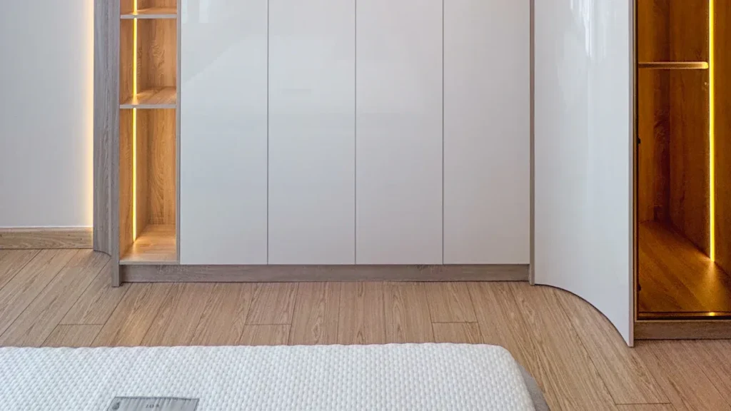 floor to ceiling cabinets -2