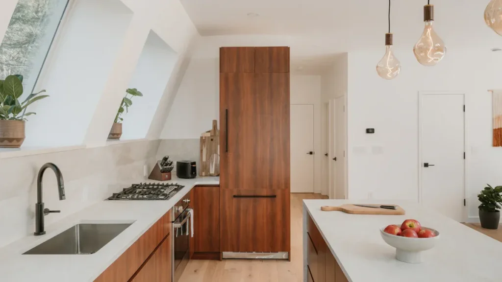 Shaker Style Cabinets vs. Flat Panel: Which Is Better?