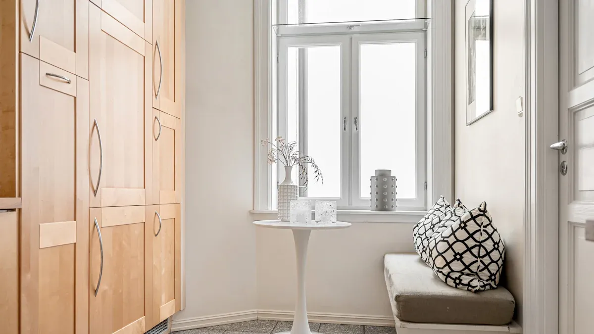 Corner Bench Solutions